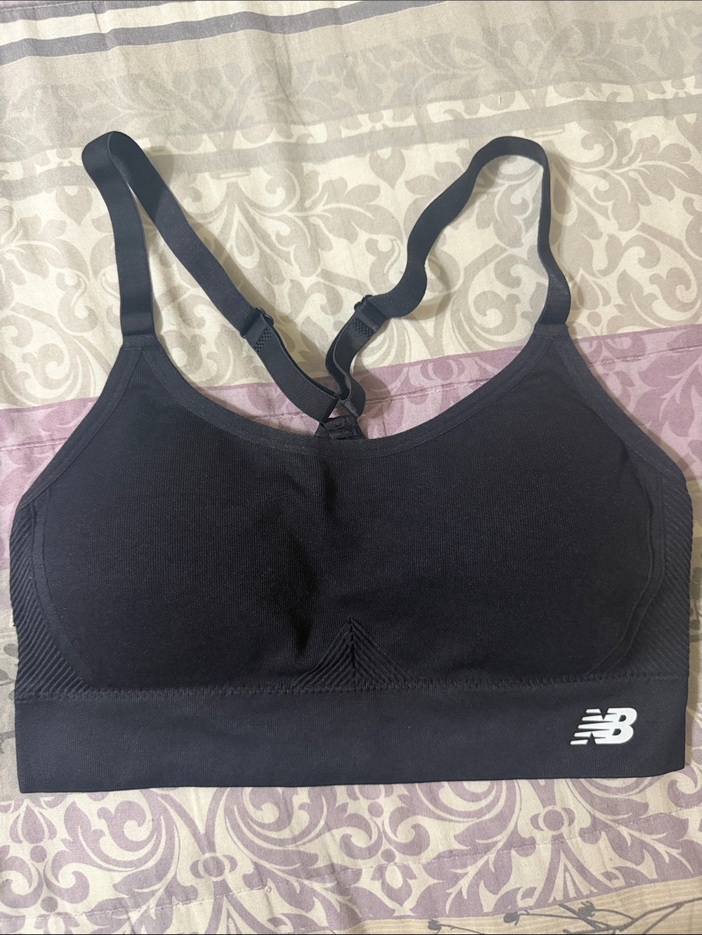 New Balance Women's Black Seamless Adjustable-Strap Sports Bra